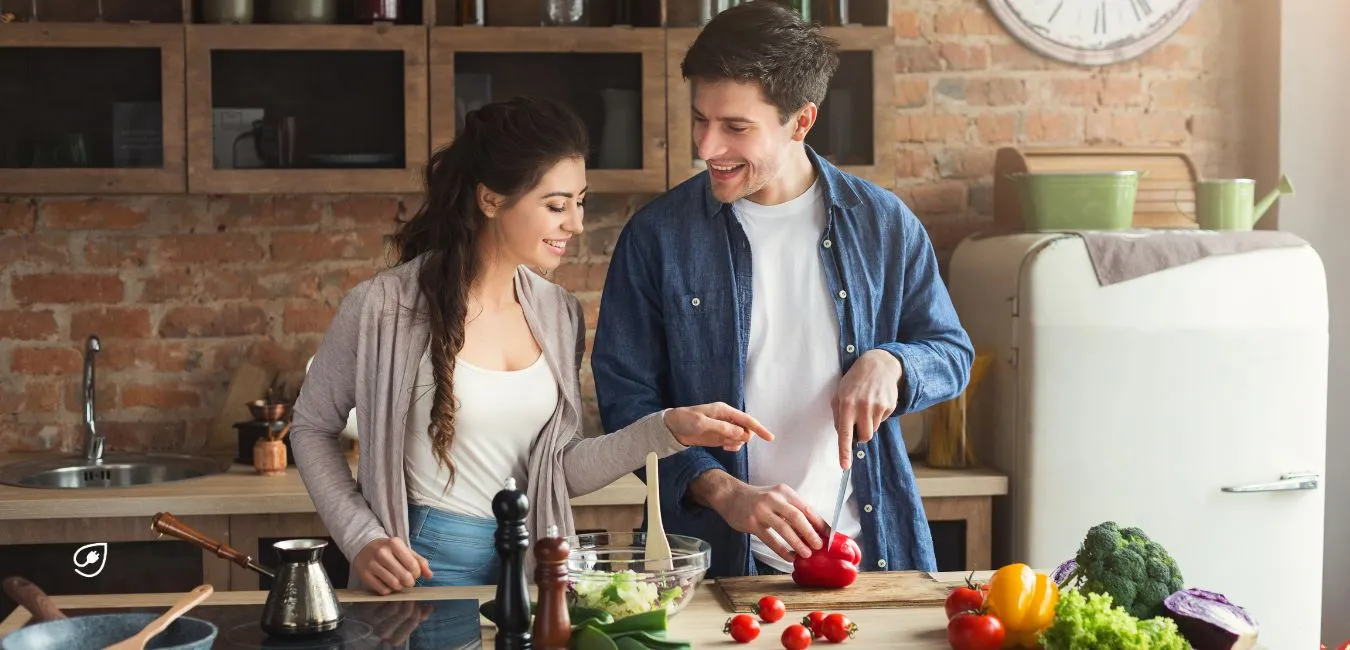 Abgesehen von Vitamin B12 können alle anderen Nährstoffe über eine ausgewogene und abwechslungsreiche vegane Ernährung problemlos aufgenommen werden.